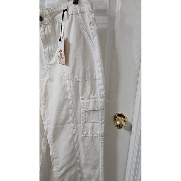 Sincerely Jules White High-Rise Straight Leg Cargo Pants Size 13/31 - Picture 2 of 6